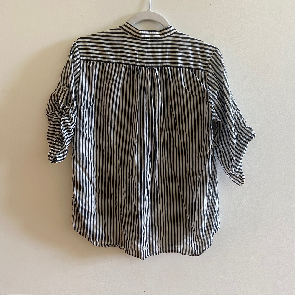 French Connection Summer Button Down - image 5